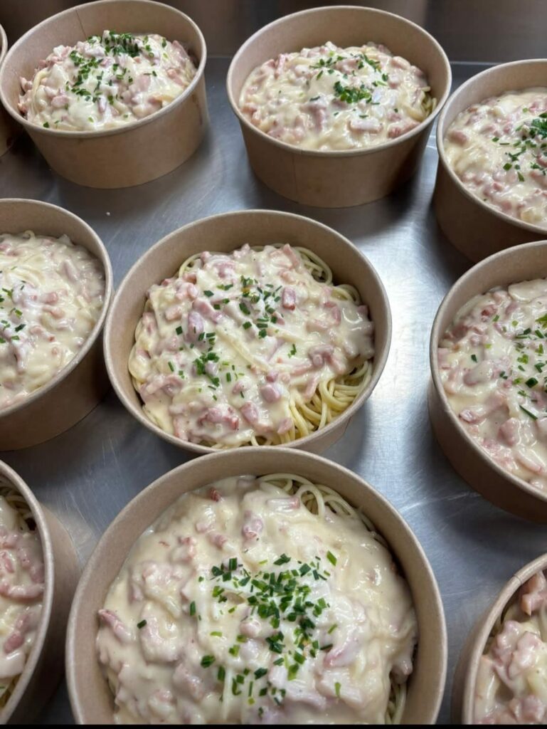 spaghettis carbonara façon ricco traiteur